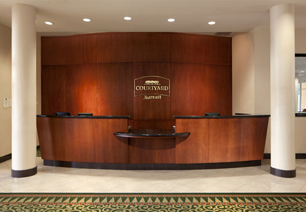 ホテル コートヤード マイアミ デードランド Glenvar Heights インテリア 写真